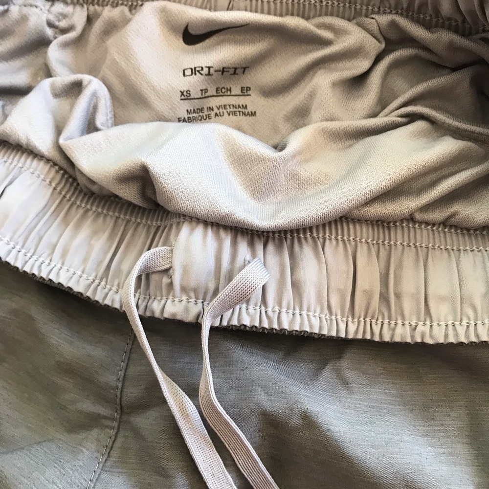 Nike Women’s Tempo Running Shorts Bundle, XS - Picture 6 of 12